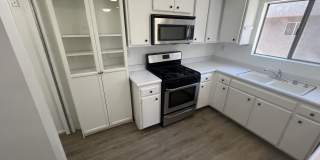 2181 Euclid Avenue Gallery 24