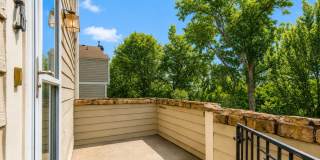 3 Bedroom 3 Bath in Littleton next to horseshoe park!! Gallery 3