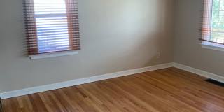 2 BEDROOMS PLUS 2 BONUS ROOMS, 2 BATHROOM SINGLE FAMILY HOME WITH 1 CAR GARAGE Gallery 5