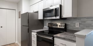 Country Club Apartments Gallery 22