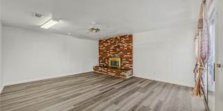 6760 W Oakey Boulevard Gallery 17