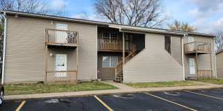 Nice 2BR/1BA in Joplin near MSSU campus! (upstairs unit with Balcony! ) HUD APPROVED!! Gallery 11