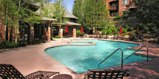 Pinnacle Highland Apartments Gallery 3