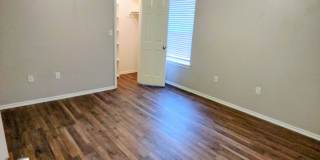 526 N Dover Gallery 18