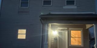 1014 W 33rd Street Gallery 1