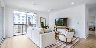 298 Westwood Avenue Gallery 10