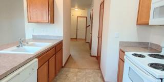 2 Bedroom 2.5 bath BIG Townhouse with garage - minutes from JBLM East Gate Gallery 45