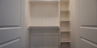 2 bedroom 2.5 bath home located in Fayetteville, AR Gallery 13