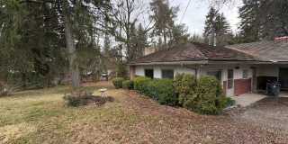 1133 N Almon St Gallery 1