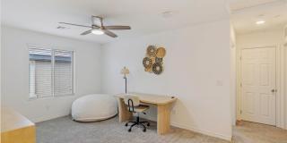 976 Bluebell Brook Street Gallery 19