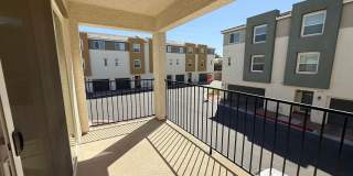 Modern Townhome Near Lone Mountain | Gated & Pool Gallery 31