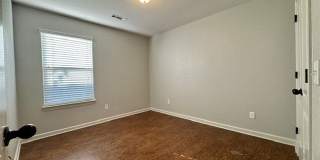 306 N Lion Drive Gallery 17