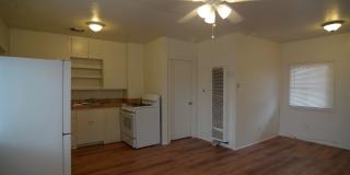 Charming 1 Bedroom 1 Bath! Central Tucson Location! Minutes from the UofA! Gallery 7