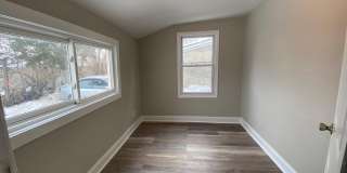 220 PEARL Street Gallery 7