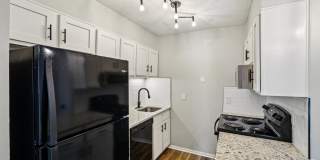 The Onyx Hoover Apartments Gallery 22