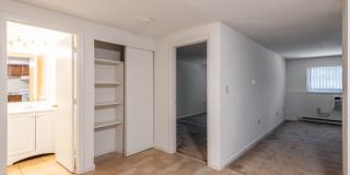 Meadow Lane Apartments Gallery 9