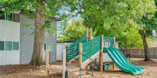 The Groves Gallery 22