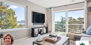 Vacation living every day. 2Bed/2Bath Gallery 1