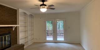 4 BR 3 BATH in Cedar Creek! Gallery 15