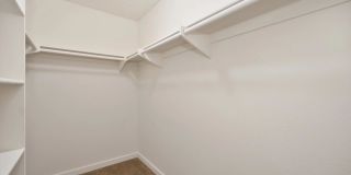 Elan Riverwalk Gallery 19