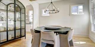 1268 Hayes Drive SE Gallery 4