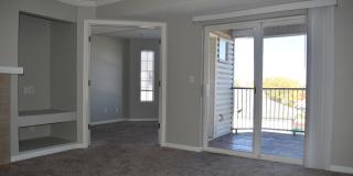 Spacious 2 bed + bonus room / Littleton Condo, Wonderful Location Gallery 3