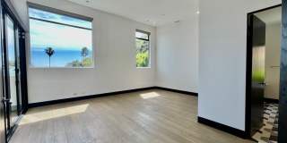 1319 Sunset Plaza Drive Gallery 21