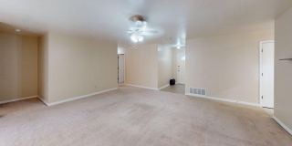 4 Bedroom 2 Bath - Convenient Location Gallery 7