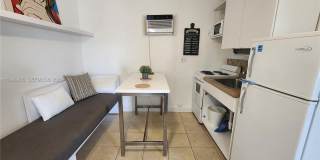 315 Walnut St Gallery 8