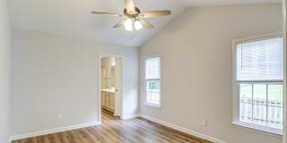 Charming 3 Bedroom Home Gallery 19