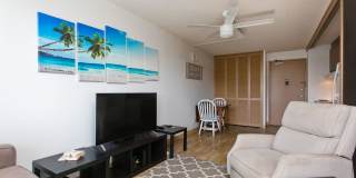 Fully Furnished One Bedroom Unit, Centrally located to Busline, Shopping and Grocery Store Gallery 8