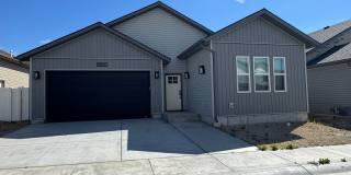 Beautiful Furnished New Build For Rent In Elko! Gallery 1