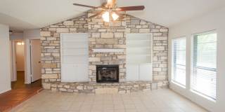 Charming 3/2 in South Austin at 290 and the Y in Oak Hill Charming 3/2 in South Austin at 290 and the Y in Oak Hill Gallery 9