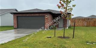 Beautiful 3 Bed 2 Bath Home in Gardner-Available NOW!! Gallery 1