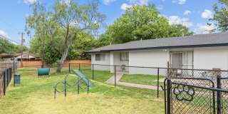 Peaks at Live Oak Peaks at Live Oak Gallery 17