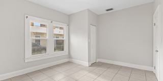 1718 4th Avenue East Gallery 1