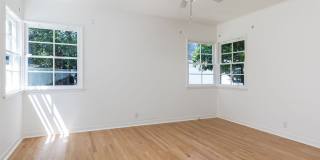 2091 Roosevelt Ave Gallery 13