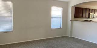 45462 W Tulip Lane Gallery 6