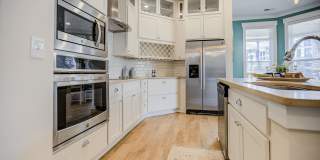 Holly Crest Gallery 37