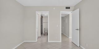 3057 Yarmouth C Gallery 13