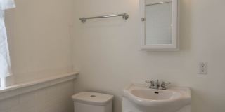 15 Bearden Avenue Gallery 16