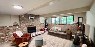Bellevue Home On Corner Lot Gallery 10
