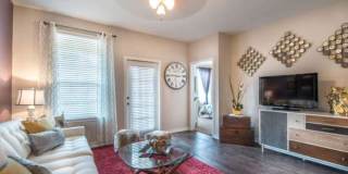 21334 Encino Commons Gallery 1
