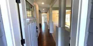 5Bd/2.5Ba Everett Home Gallery 4