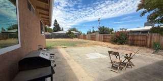 Cute 3 bedroom house in Gallery 22