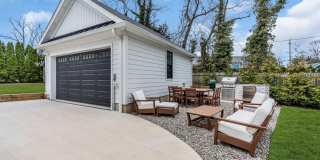 2017 5th Avenue Gallery 31