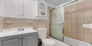 321 SW 1st Ct Gallery 29