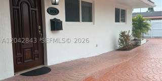 7931 SW 13th Ter Gallery 8