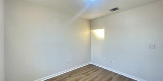 10527 HUNTERS POND Gallery 16