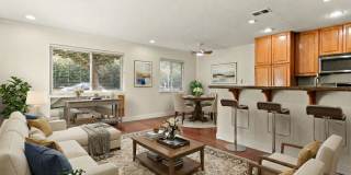 Pleasanton 2BD Townhouse w/ Granite Kitchen, Plank Floors, Community Amenities  Top Schools Gallery 1